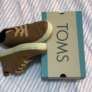 TOMS Tan Lace-Up High-Tops